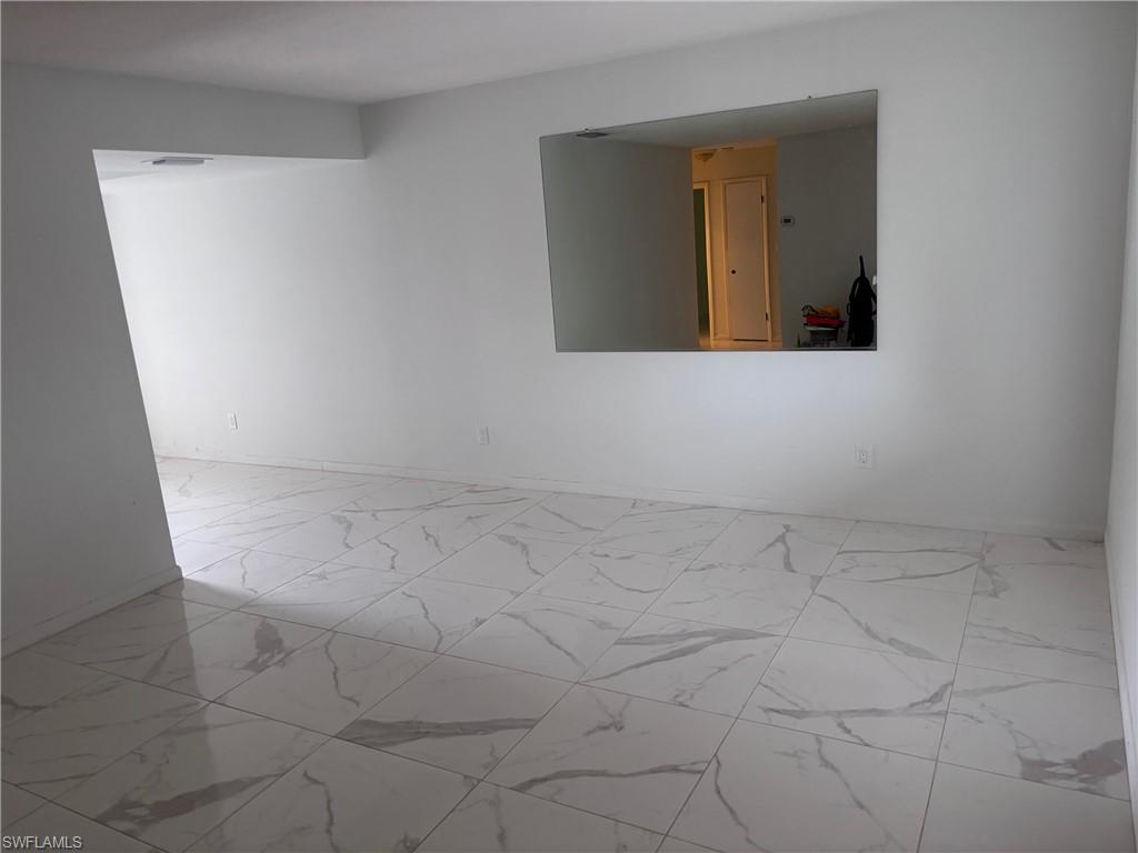 339 Joel Blvd 221 Property Photo 6