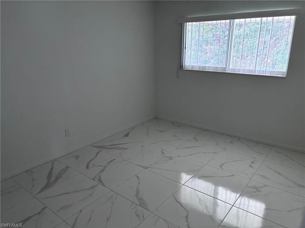 339 Joel Blvd 221 Property Photo 11