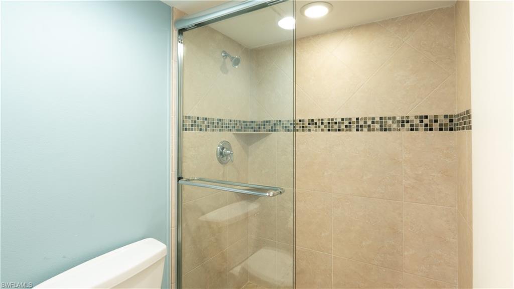440 Seaview Ct # 611 Property Photo 19