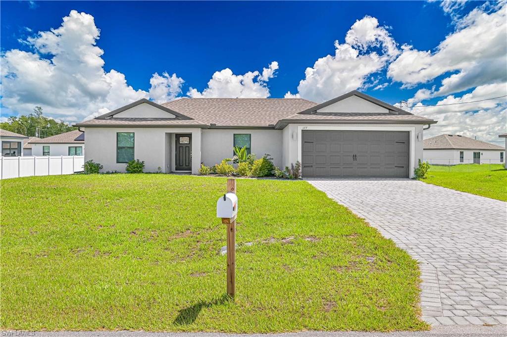 177 Blackstone DR Property Photo 1