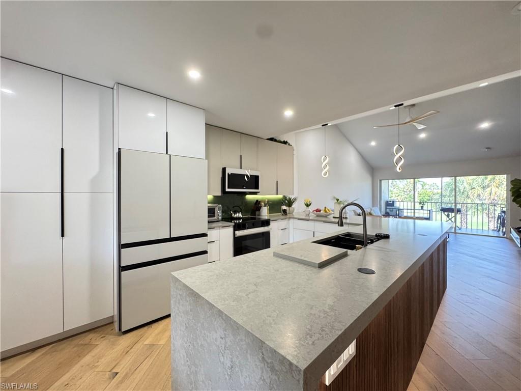 780 Augusta Blvd # C204 Property Photo 1