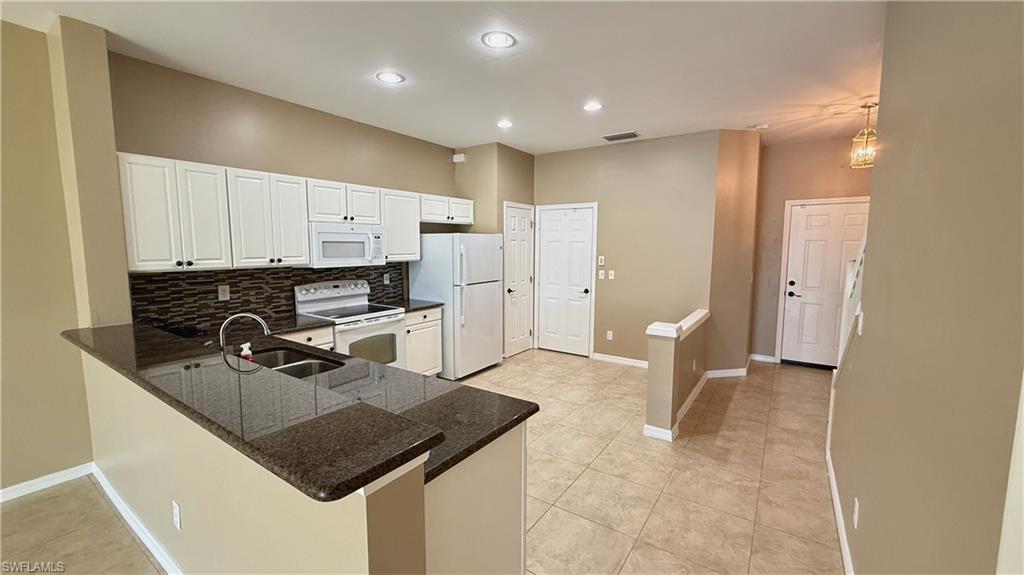 8431 Village Edge Cir # 4 Property Photo 3