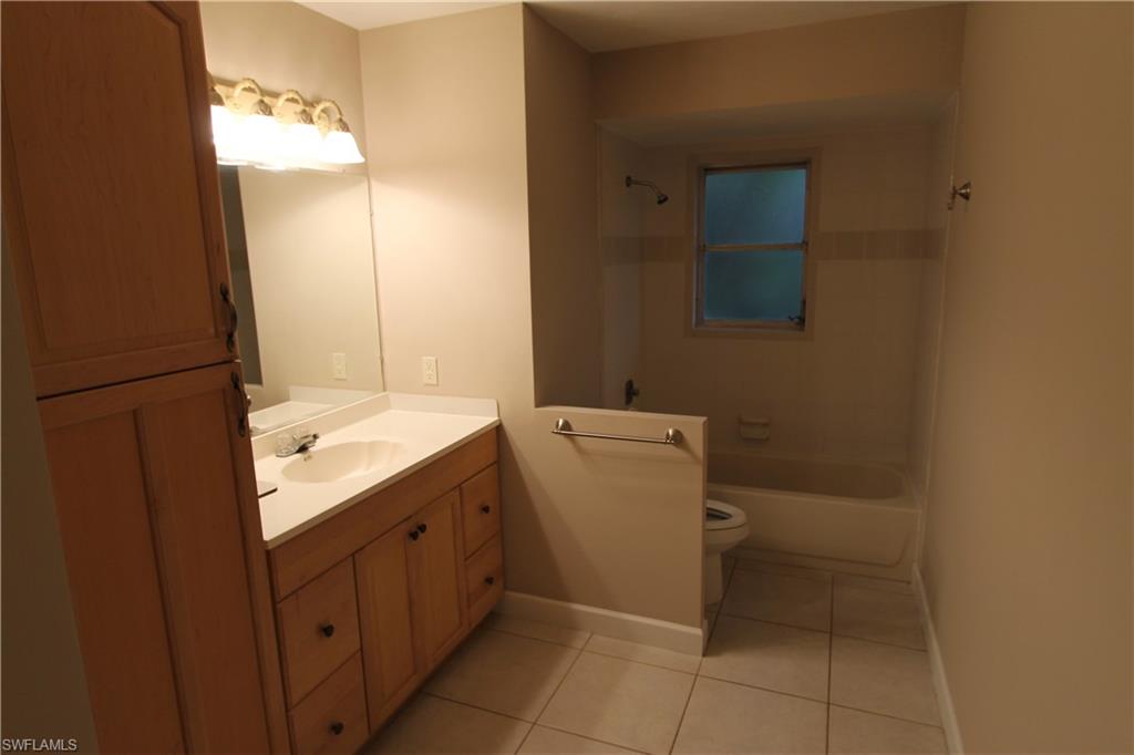 787 98th Ave N Property Photo 13