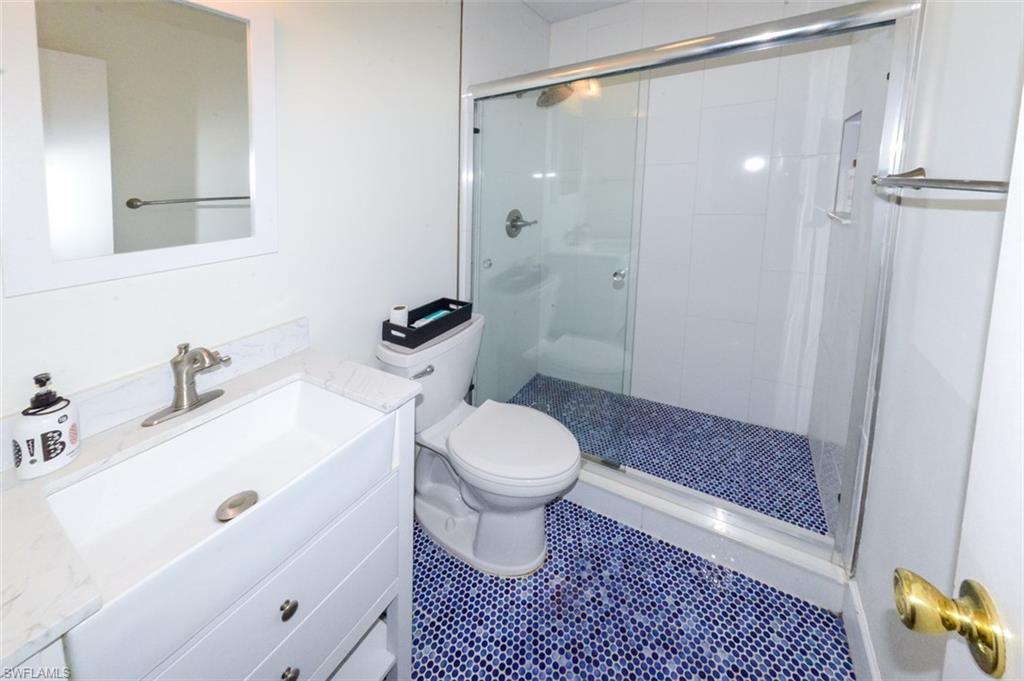 12964 Meadowood Ct Property Photo 32