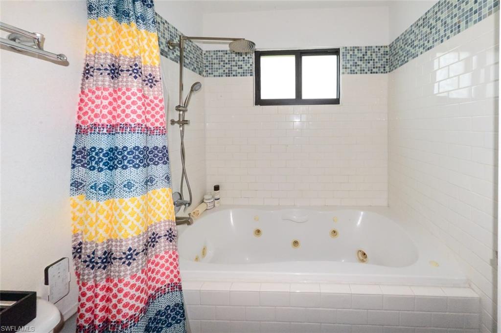 12964 Meadowood Ct Property Photo 42