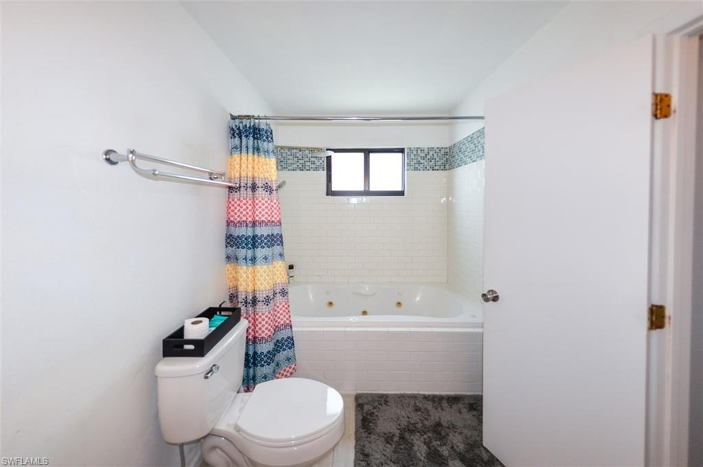12964 Meadowood Ct Property Photo 44
