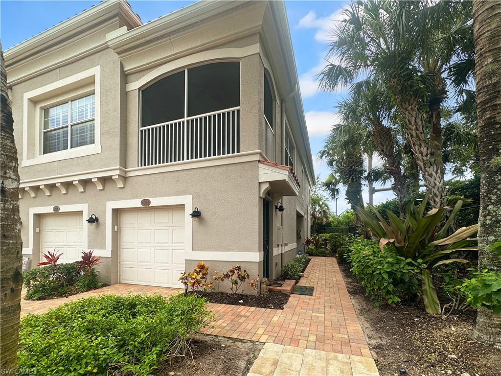 23400 Alamanda Dr # 203 Property Photo 2