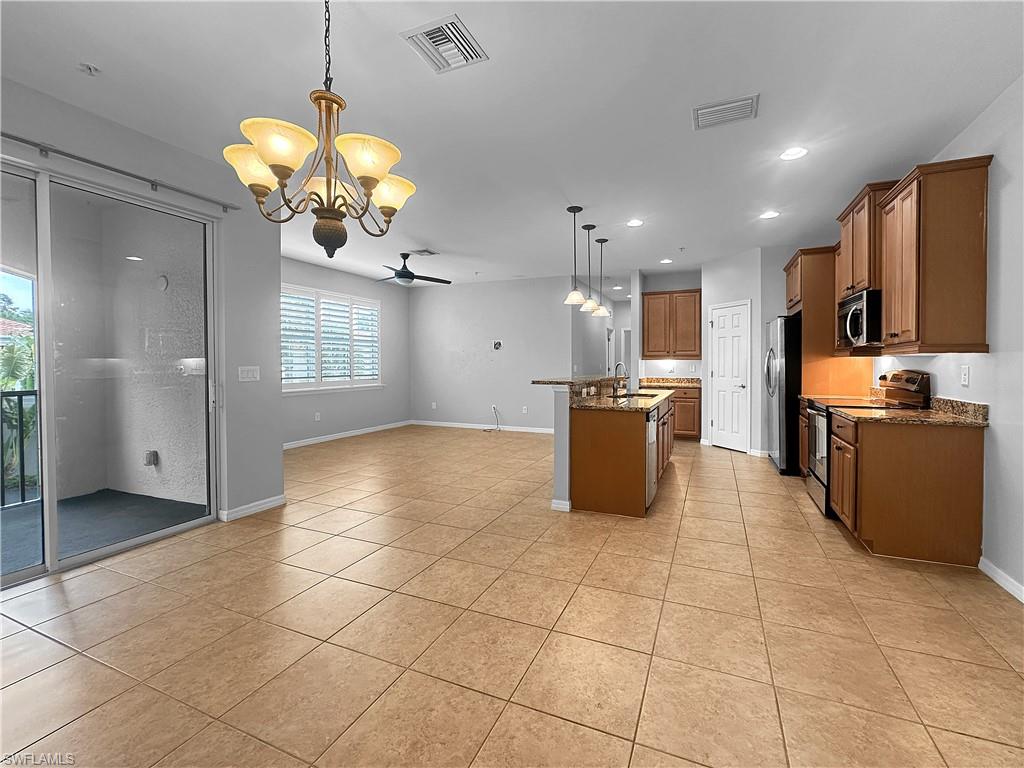 23400 Alamanda Dr # 203 Property Photo 4