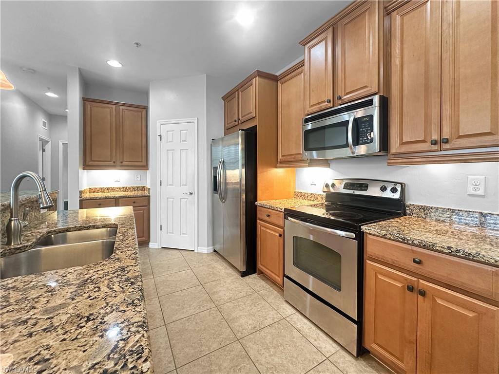 23400 Alamanda Dr # 203 Property Photo 6