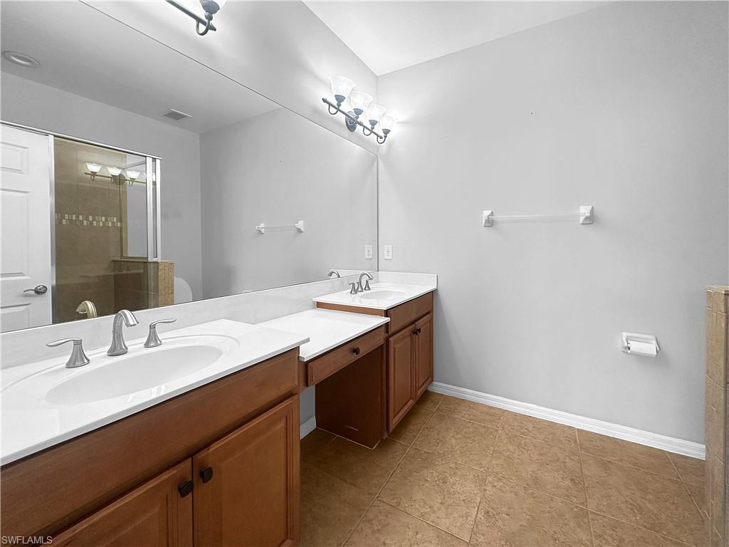 23400 Alamanda Dr # 203 Property Photo 19