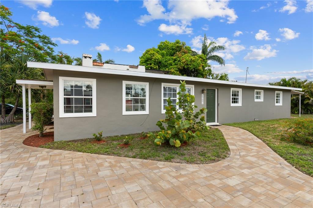 3018 Sunset Rd Property Photo 1