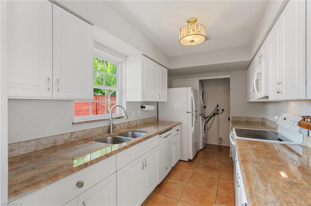 3018 Sunset Rd Property Photo 8