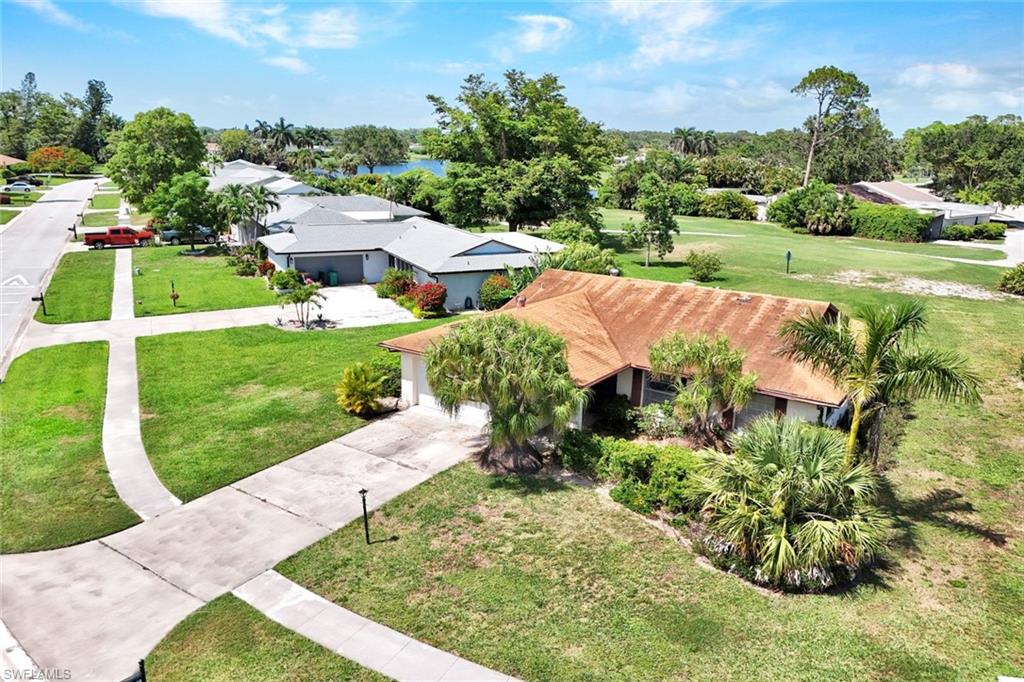 4305 Beechwood Lake Dr Property Photo 3