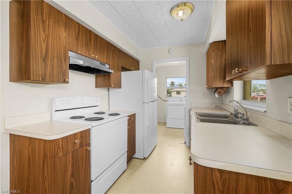 5802 Genesee Pkwy Property Photo 6
