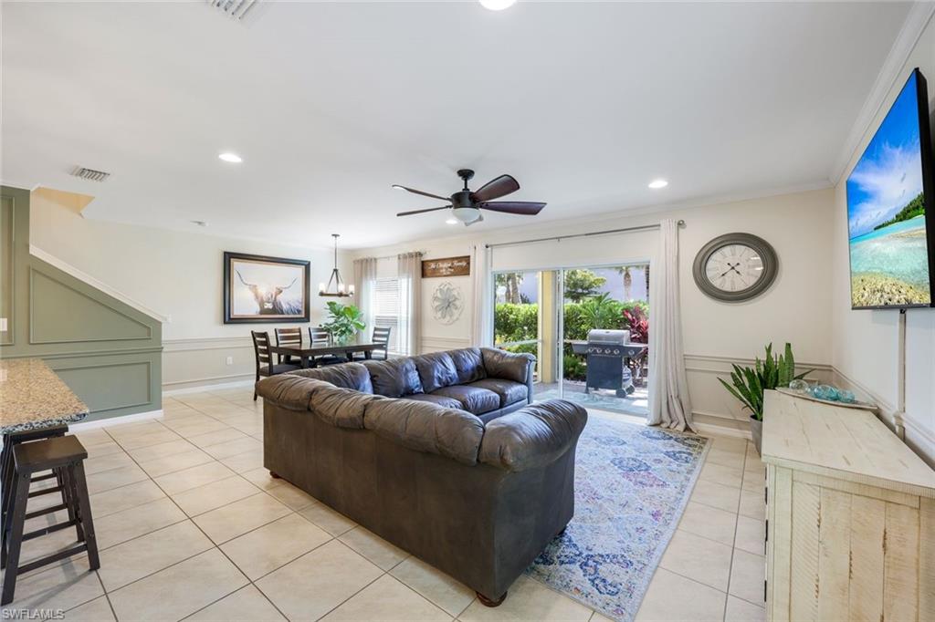 12101 Mahogany Cove St Property Photo 7