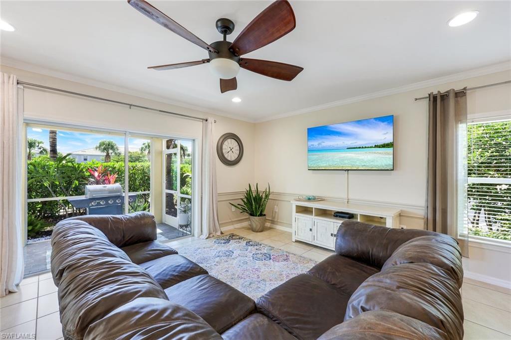 12101 Mahogany Cove St Property Photo 8