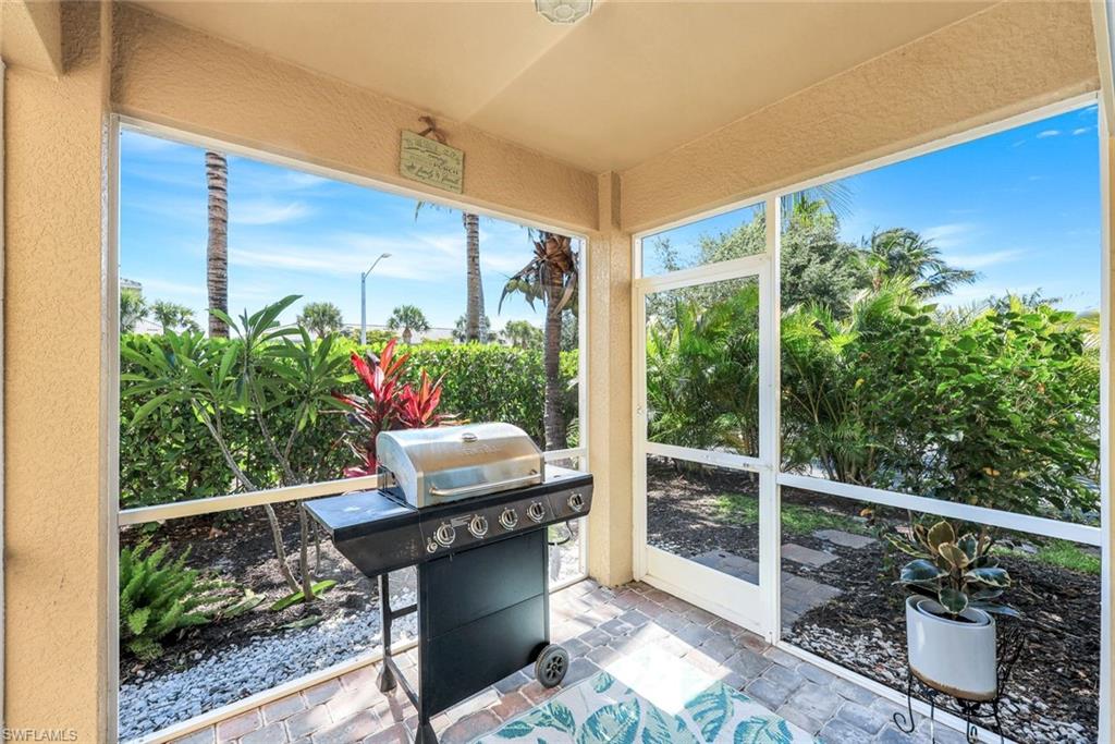 12101 Mahogany Cove St Property Photo 22