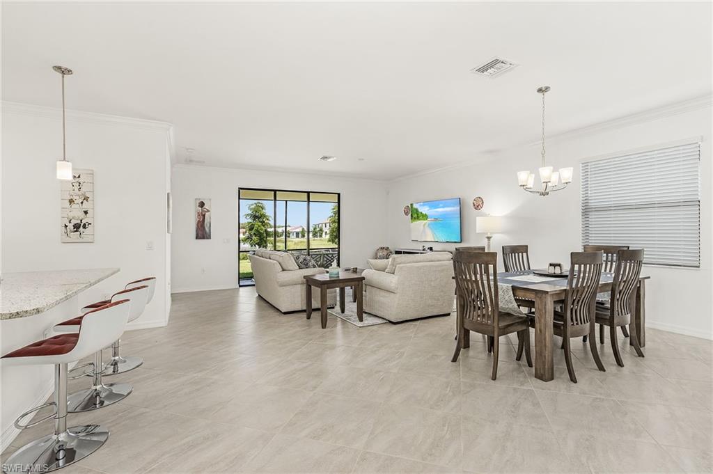 11536 Shady Palm Way Property Photo 6