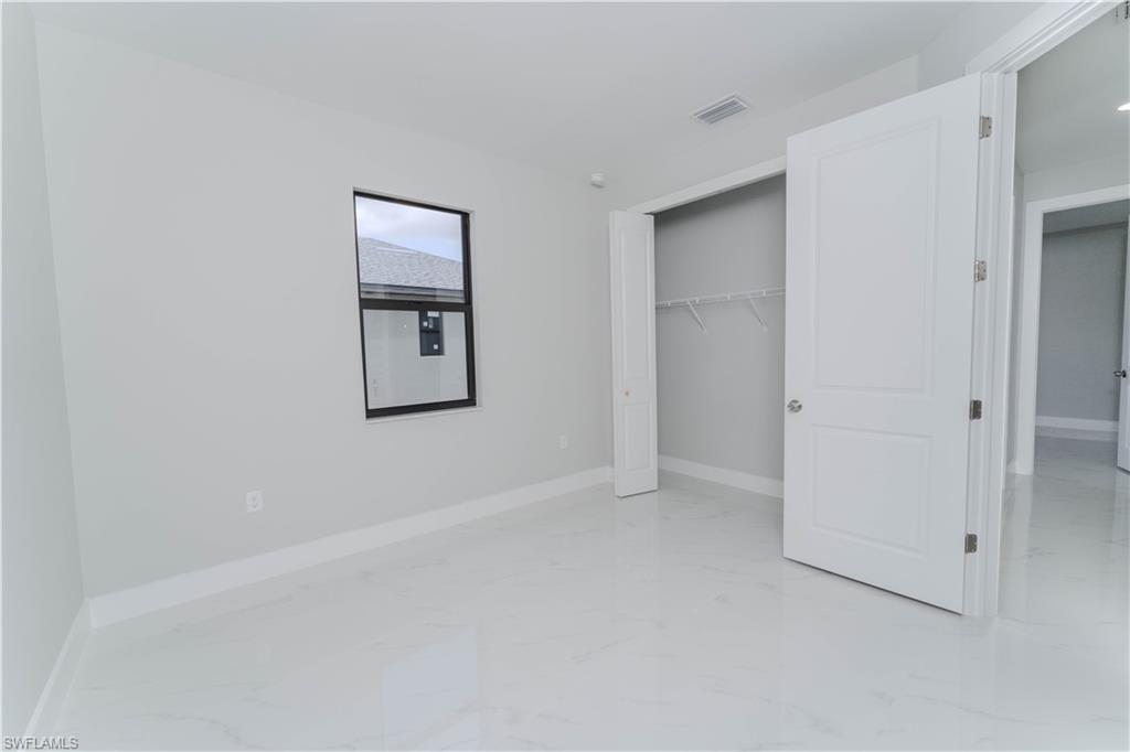 2512 52nd St Sw Property Photo 16