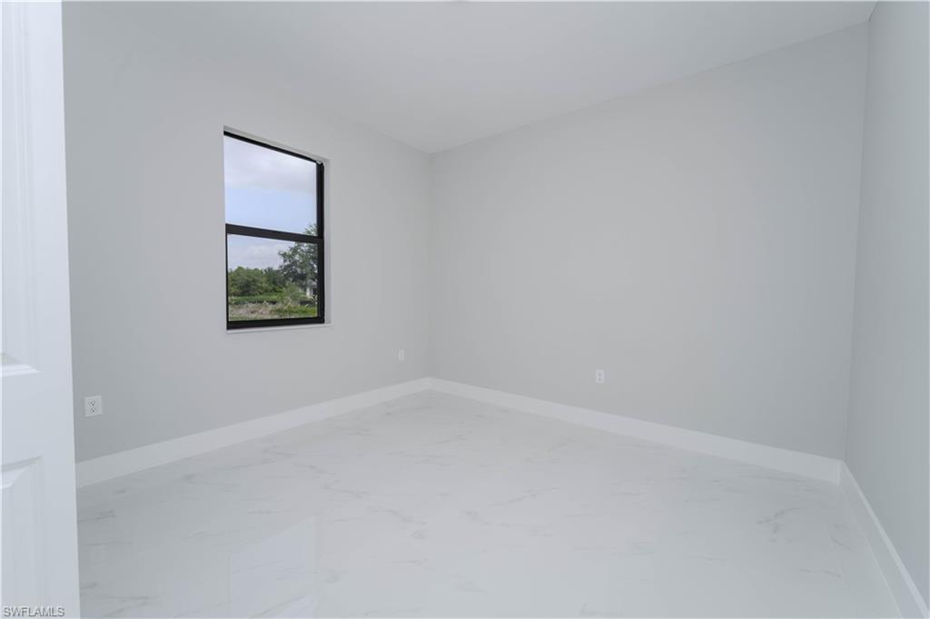2512 52nd St Sw Property Photo 18