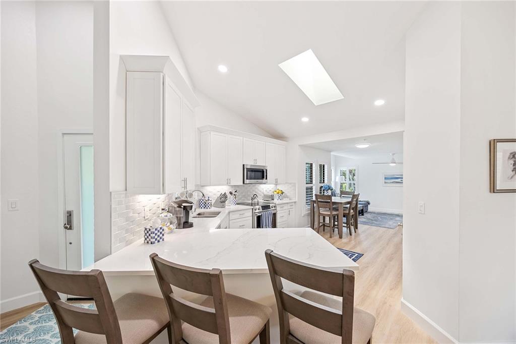 571 Park Shore Dr # G6 Property Photo 13