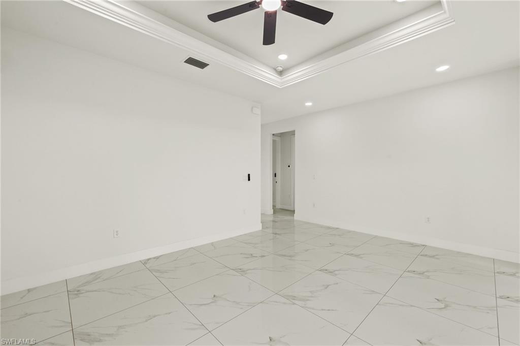 2617 22nd St W Property Photo 5