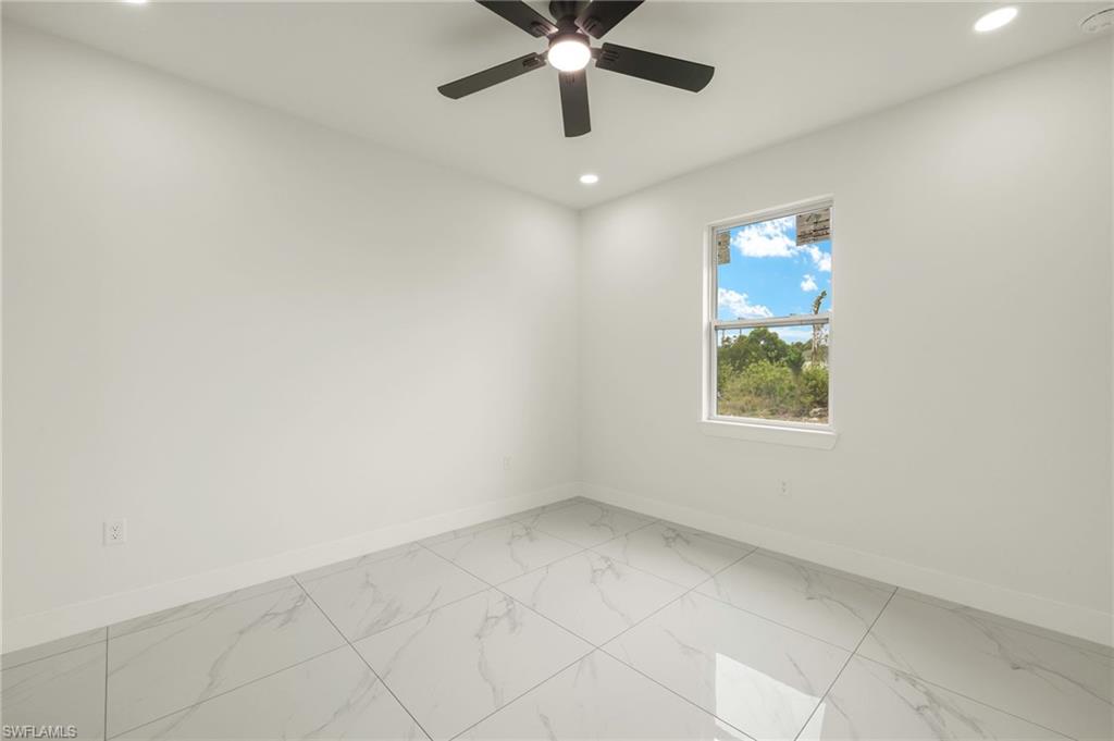 2617 22nd St W Property Photo 10