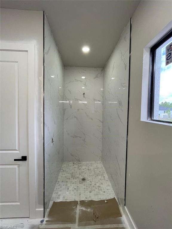 1601 W 9th St Property Photo 9