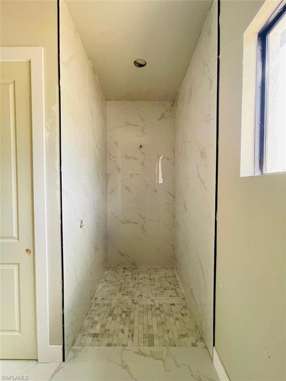 1601 W 9th St Property Photo 23
