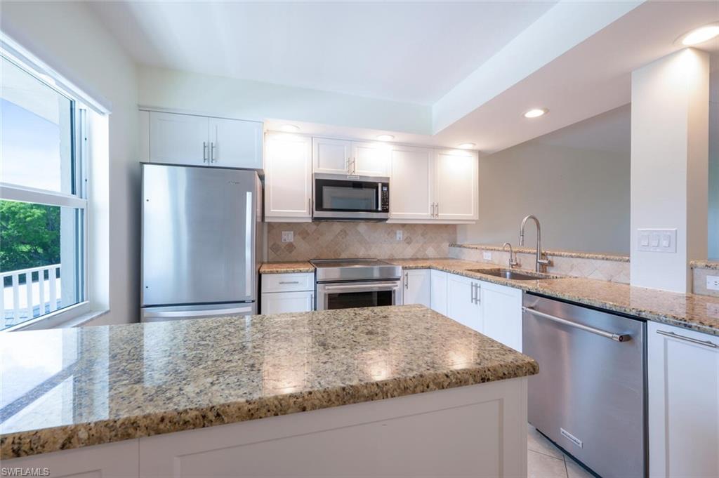 3055 Riviera Dr # 306 Property Photo 6