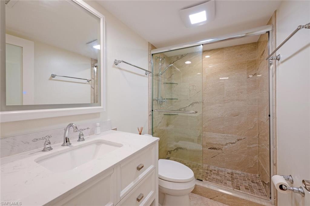 3055 Riviera Dr # 306 Property Photo 22