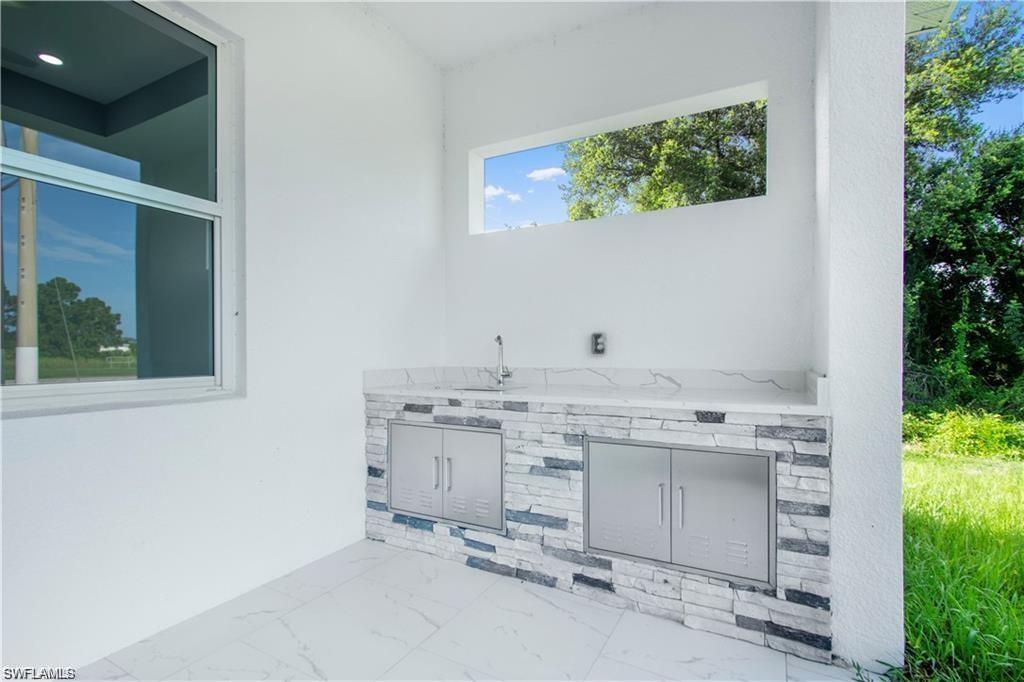837 Grant Blvd Property Photo 19