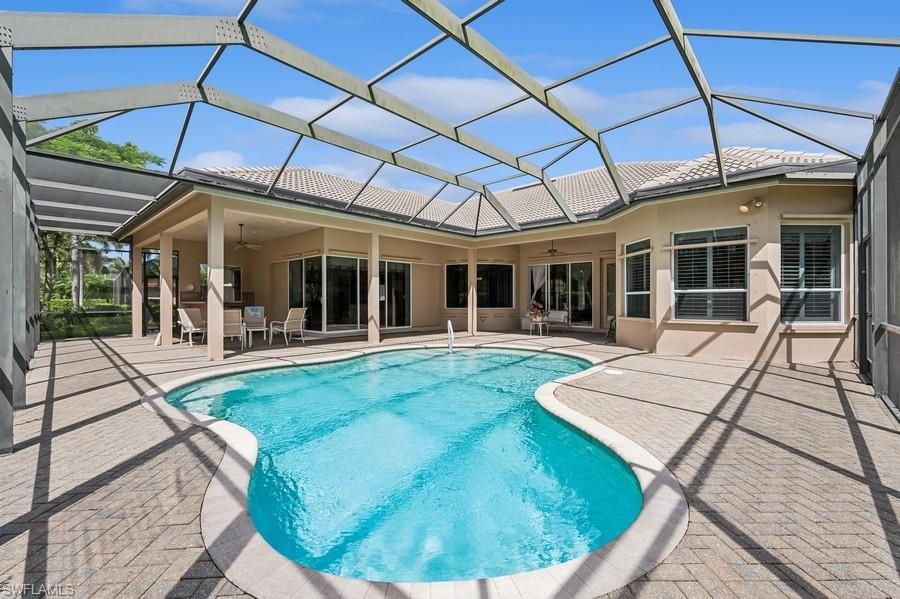 7488 Treeline Dr Property Photo 4