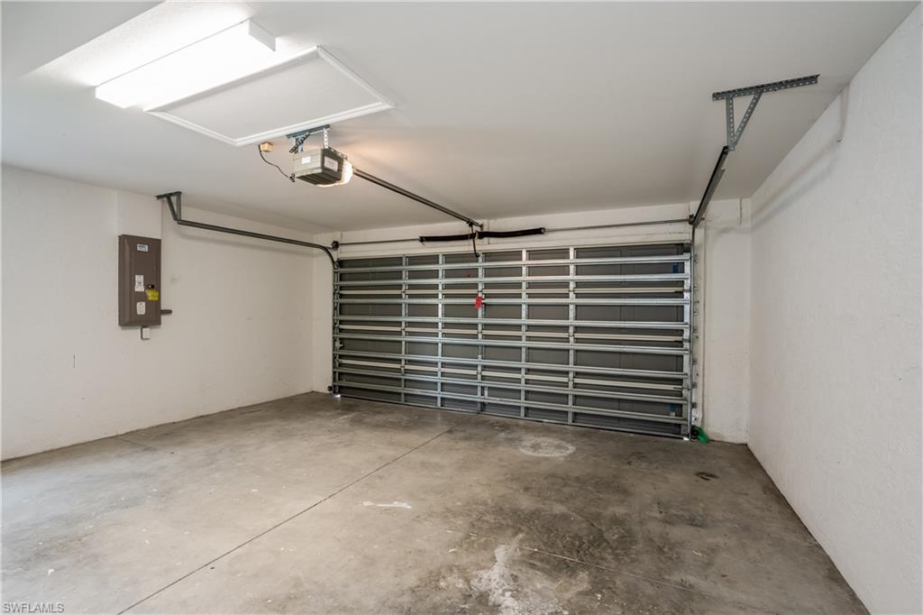 2298 Margaret Ln Property Photo 14