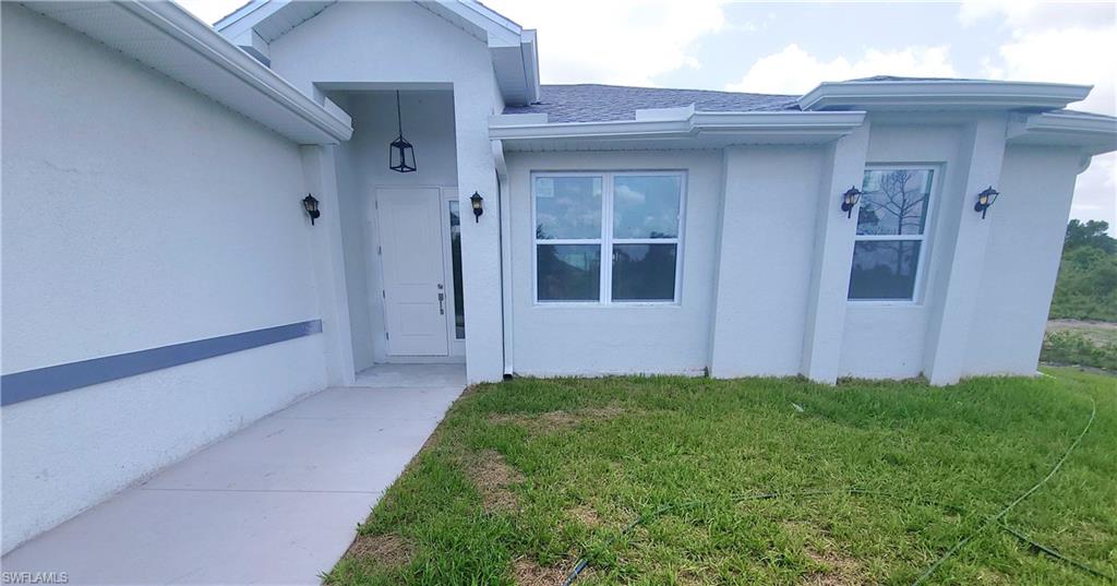 3009 73rd St W Property Photo 2
