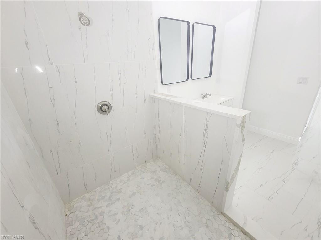 3009 73rd St W Property Photo 25