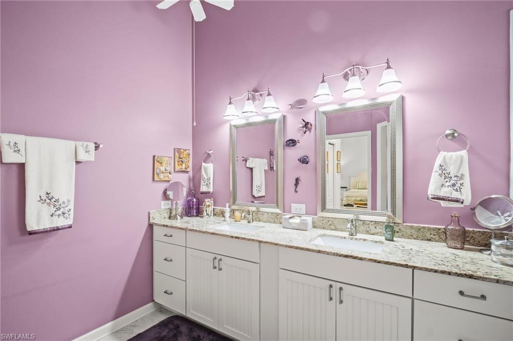 9201 Coach House Ln Property Photo 18