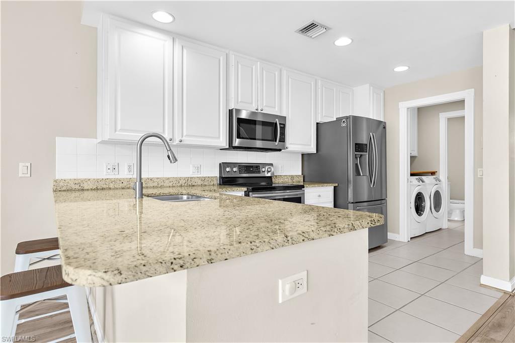 6230 Towncenter Cir Property Photo 11