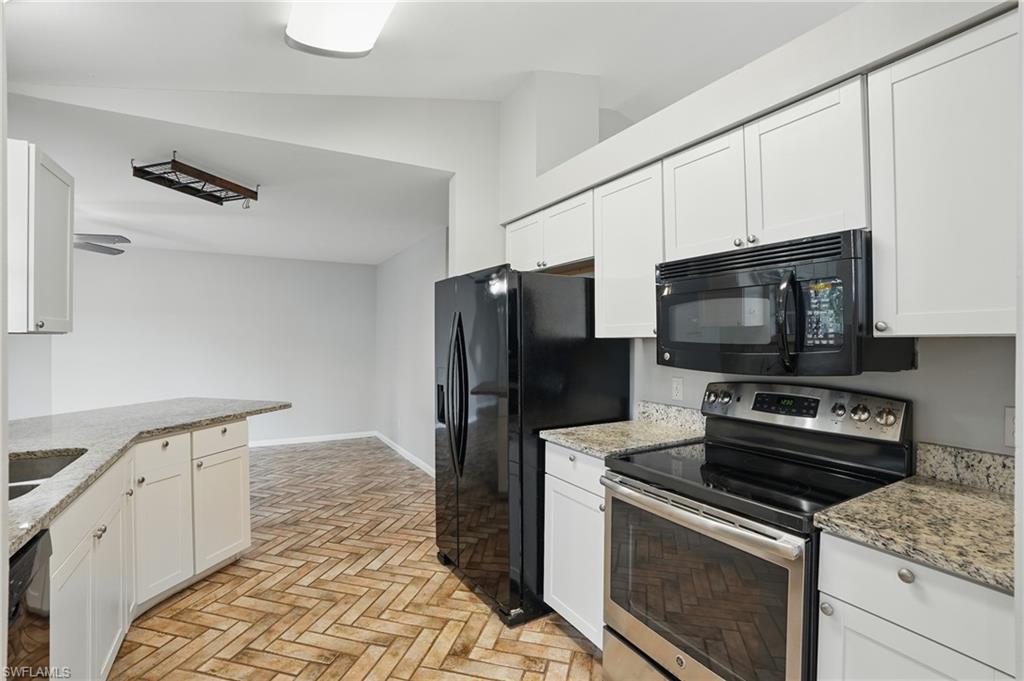 18210 Apple Rd Property Photo 3