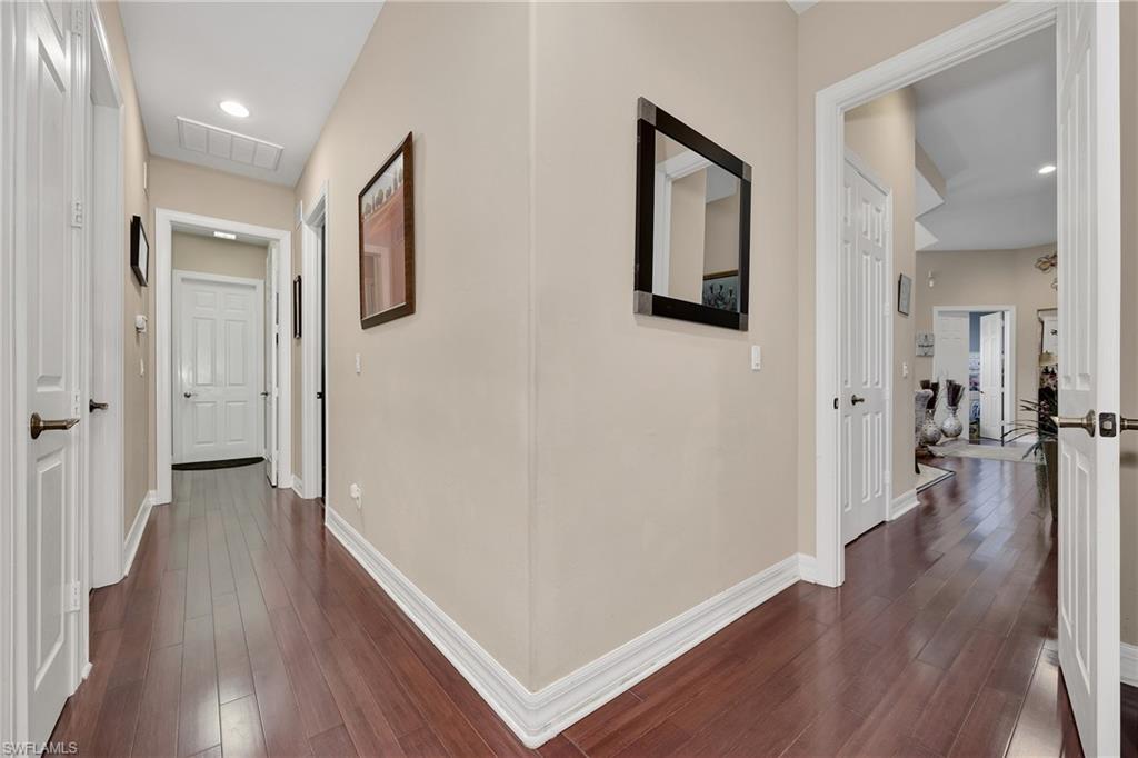 1640 Golden Gate Blvd W Property Photo 29