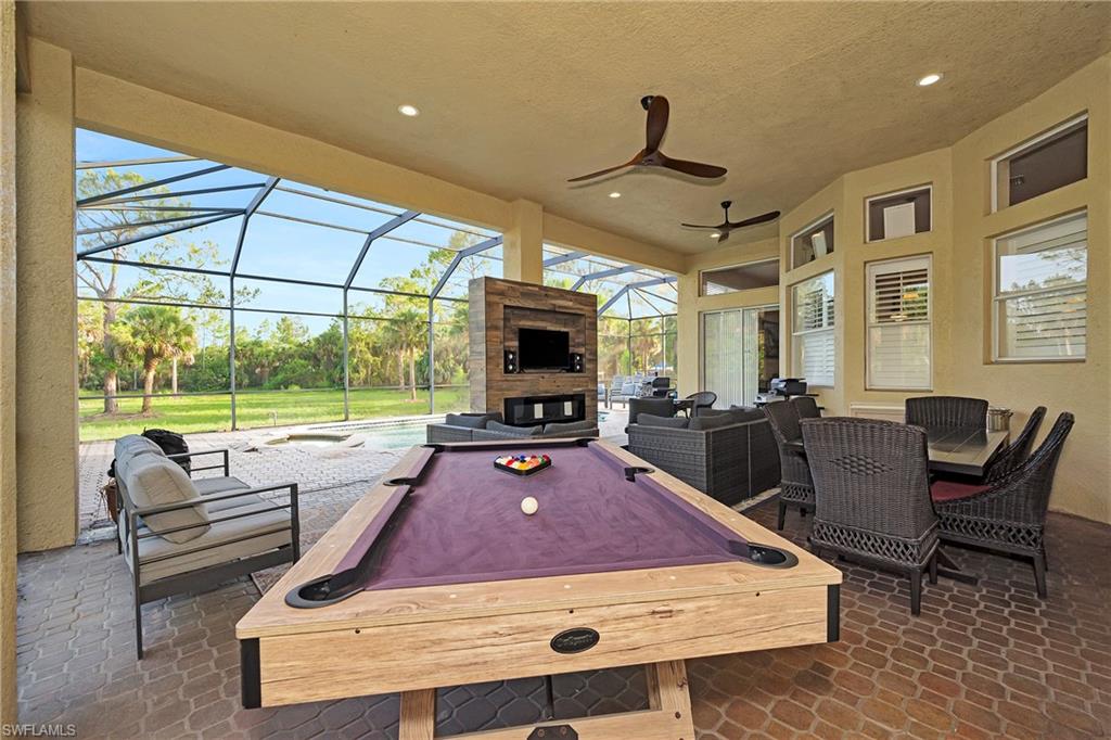 1640 Golden Gate Blvd W Property Photo 38