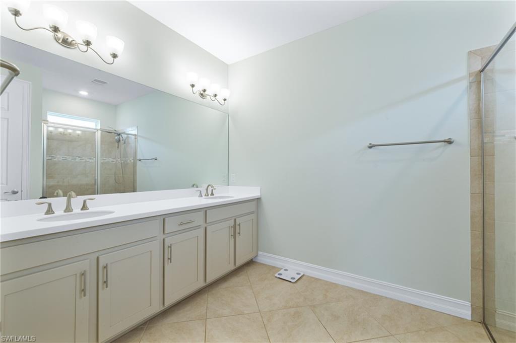 3289 Baravaldo Cir Property Photo 6