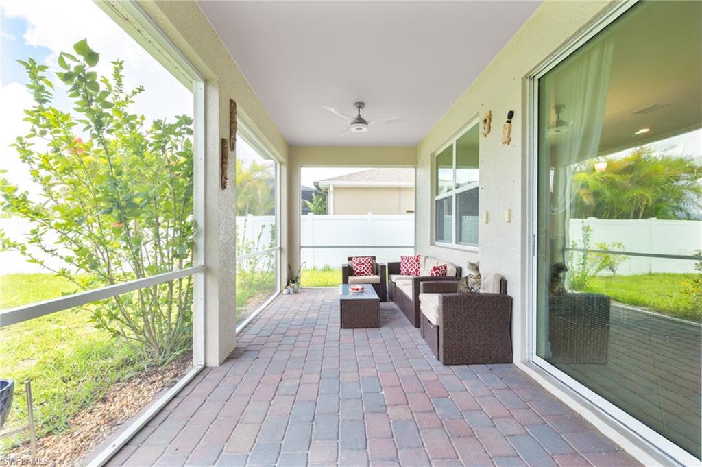 3289 Baravaldo Cir Property Photo 12