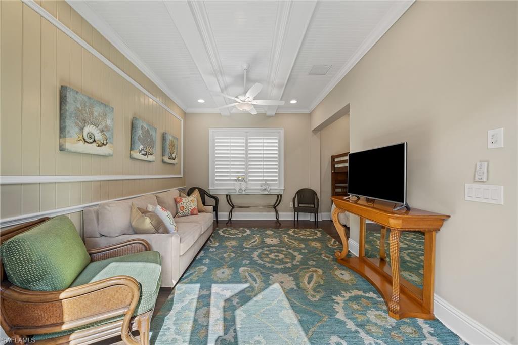 11950 Heather Woods Ct Property Photo 32