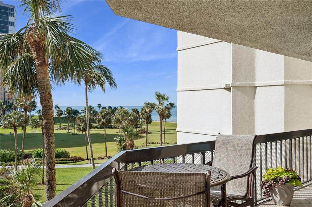 4551 Gulf Shore Blvd N # 405 Property Photo 2