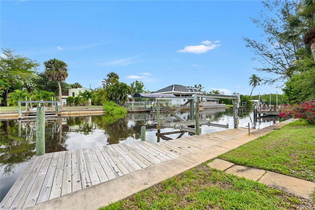 1483 Bembury Dr Property Photo 15