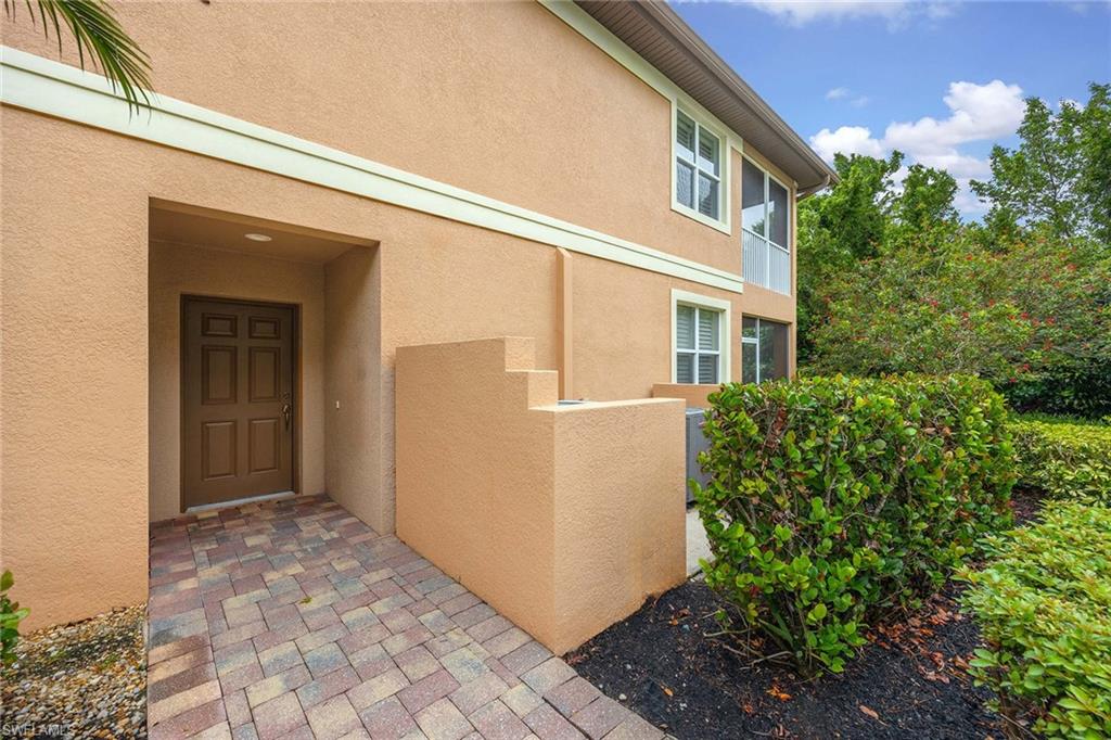 6637 Alden Woods Cir # 102 Property Photo 3