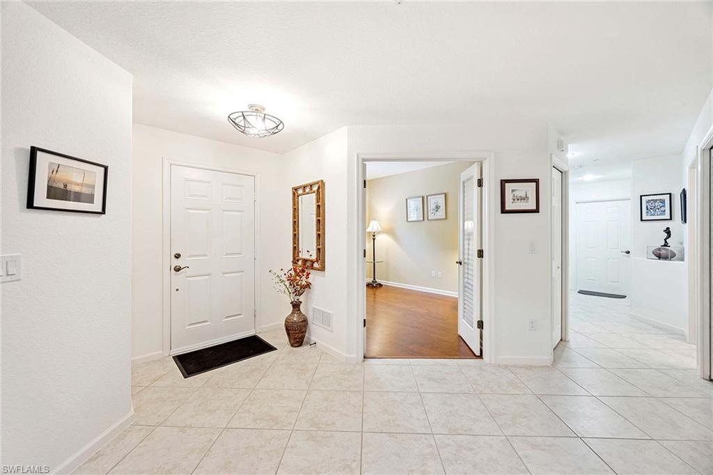 6637 Alden Woods Cir # 102 Property Photo 4