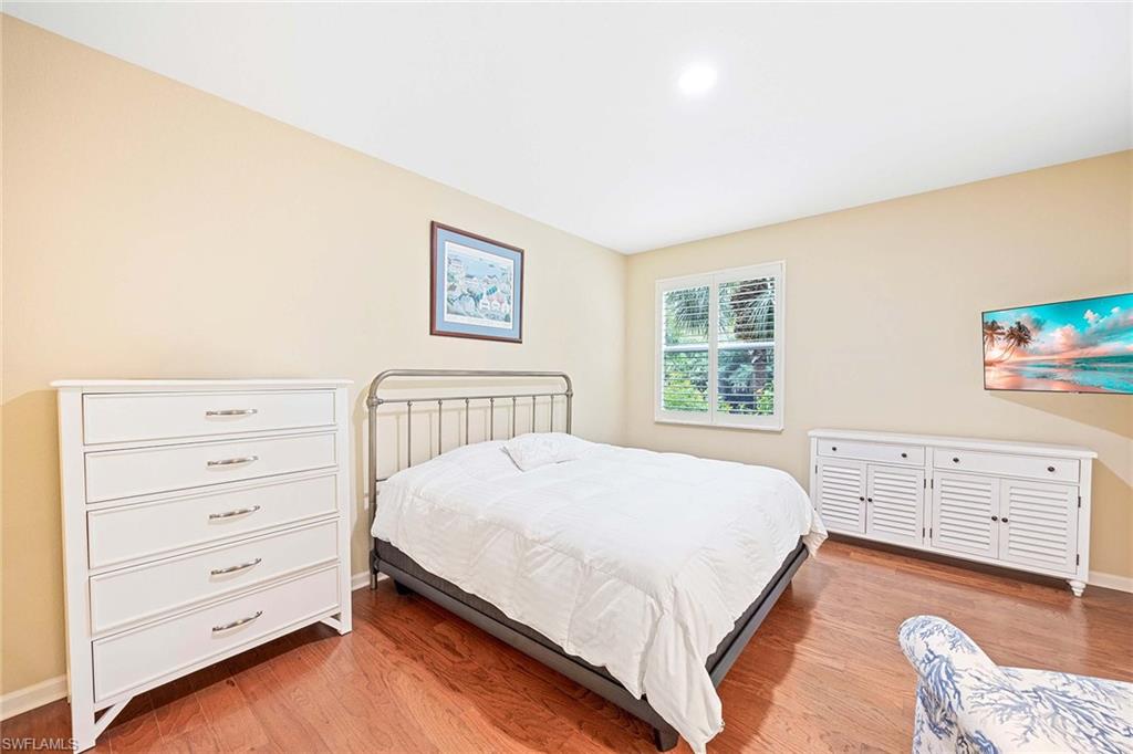 6637 Alden Woods Cir # 102 Property Photo 11
