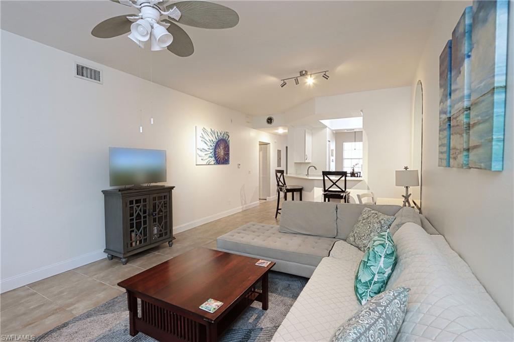 757 Wiggins Lake Dr # 4 Property Photo 6
